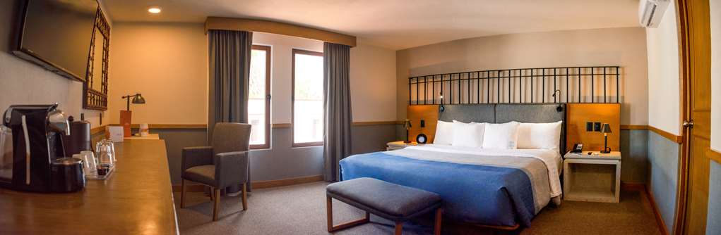 Guest room