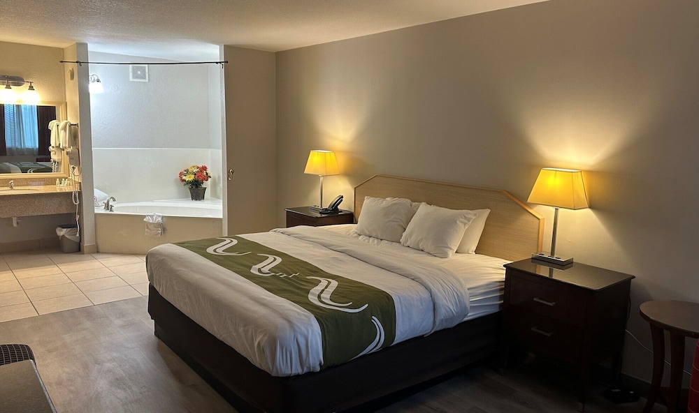 Quality Inn & Suites Lake Havasu City - photo 5