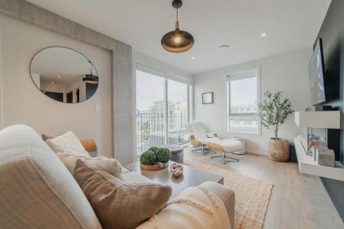 Penthouse Perfection 2BR Elegance on Worcester St — 4-Star Luxury Hotel in Christchurch, New Zealand