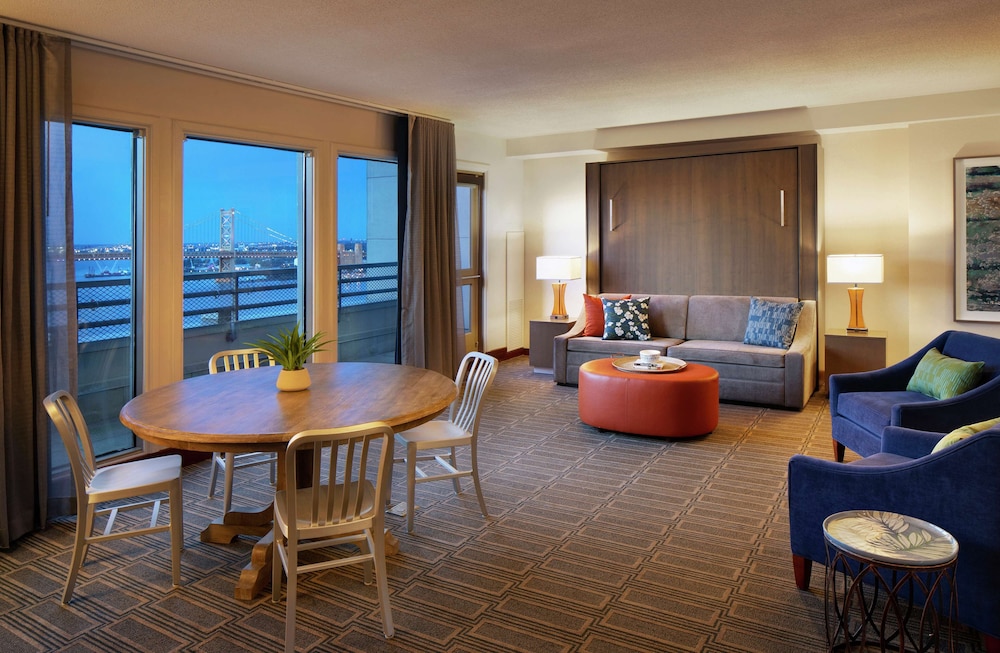Hilton Philadelphia at Penn's Landing - photo 11