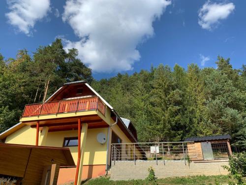 Chalupa pod Posklu - carbon neutral hotel in Unknown City