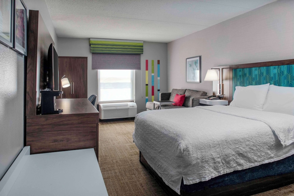 Hampton Inn Detroit Northville - photo 11