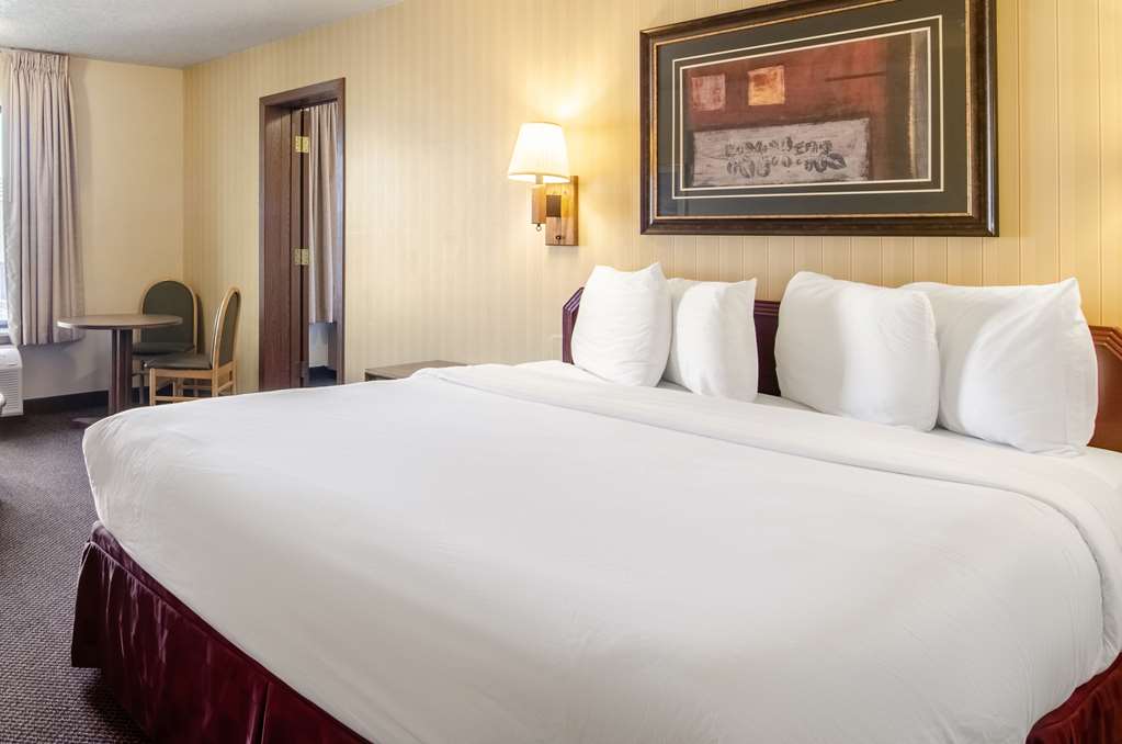 Americas Best Value Inn & Suites Ft. Collins E at I 25 - photo 22