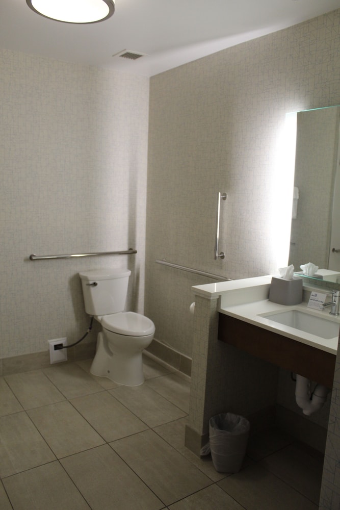 Holiday Inn Express and Suites Gettysburg by IHG - photo 37
