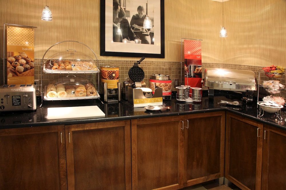Hampton Inn by Hilton Richmond North Ashland - photo 54