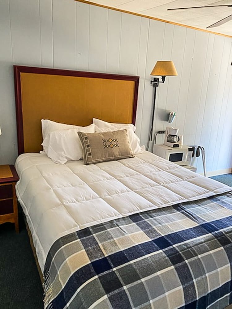 The Gold Pan Motel - photo 15