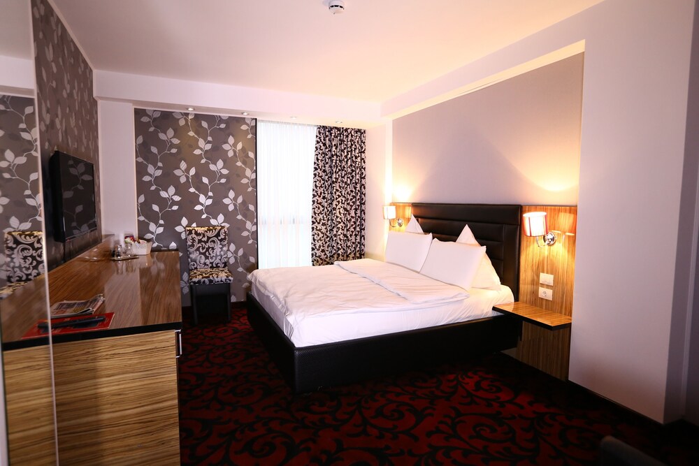 Hotel Articus — Craiova — photo 5