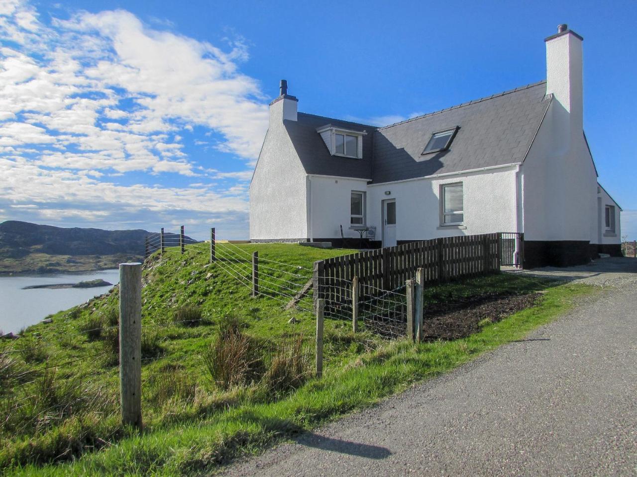 Number Three — 4-Star Luxury Hotel in Isle Of Lewis, United Kingdom