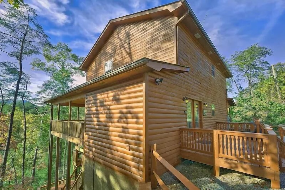 Private Paradise #2810 — 4-Star Luxury Hotel in Sevierville, United States