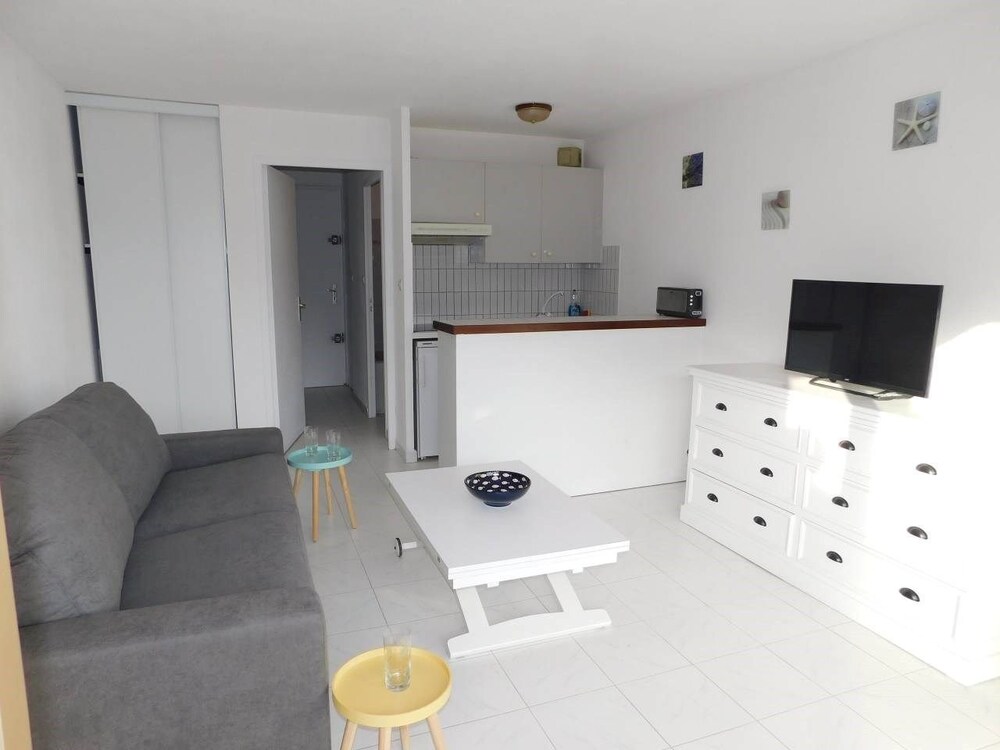 Baie de la Mediterranee — hotel in Theoule-Sur-Mer
