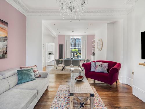 Stylish Maisonette Central London Pass the Keys — 4-Star Luxury Hotel in London, United Kingdom