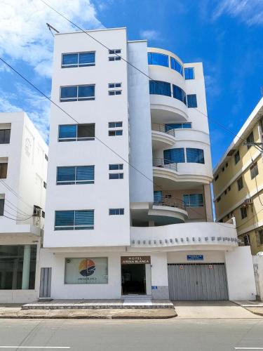 Hotel Arena Blanca in Salinas, Ecuador