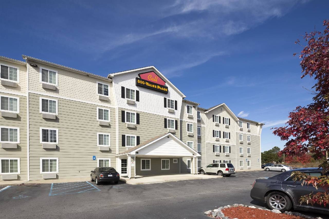 WoodSpring Suites Columbus Fort Benning Bldg. 2 - photo 23