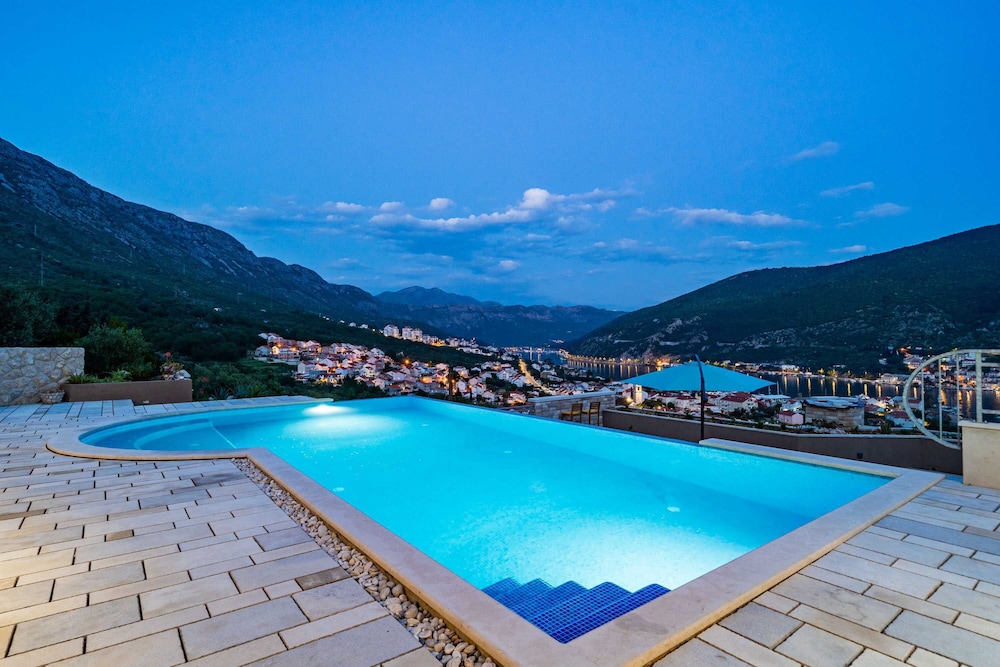 Apartments Villa Arcadia — 4-Star Luxury Hotel in Dubrovnik, Croatia