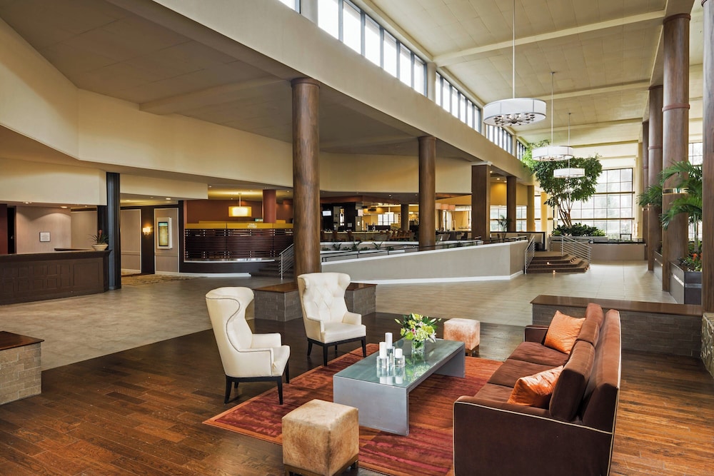 Sheraton Charlotte Airport Hotel - photo 2