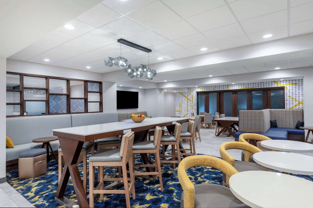 Hampton Inn by Hilton Albertville - carbon neutral hotel in Albertville
