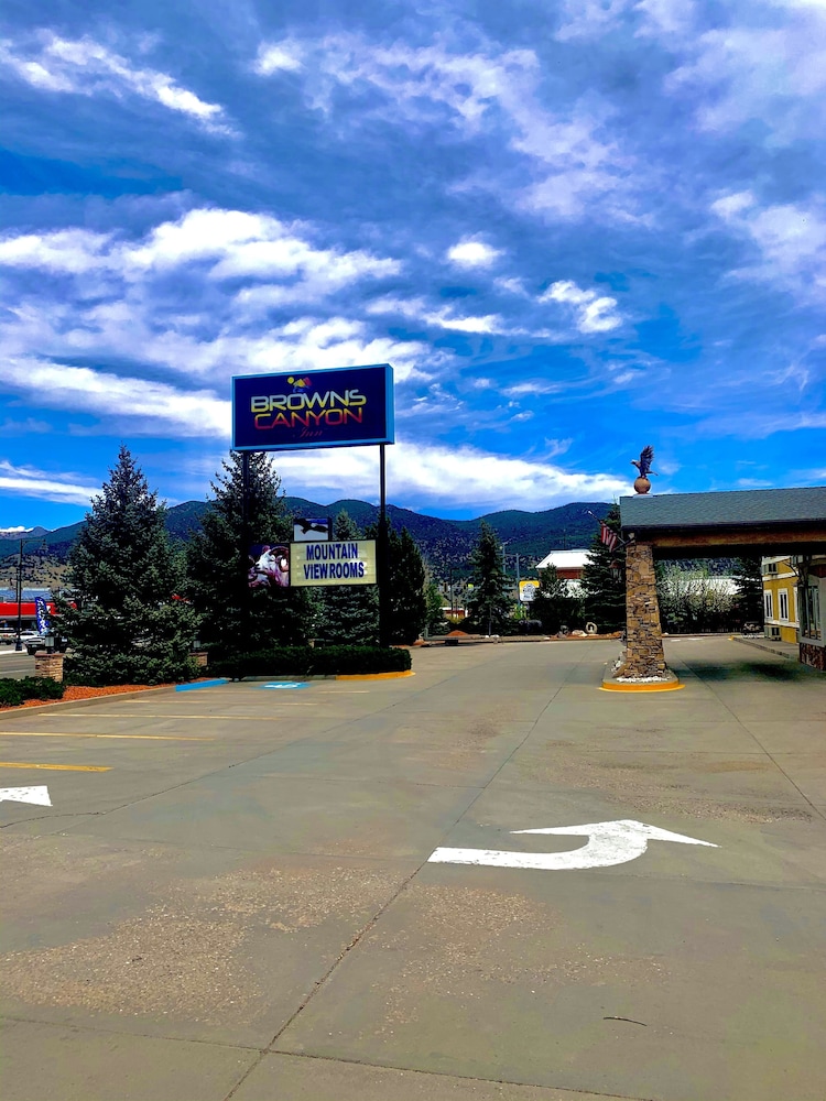 Browns Canyon Inn - photo 94