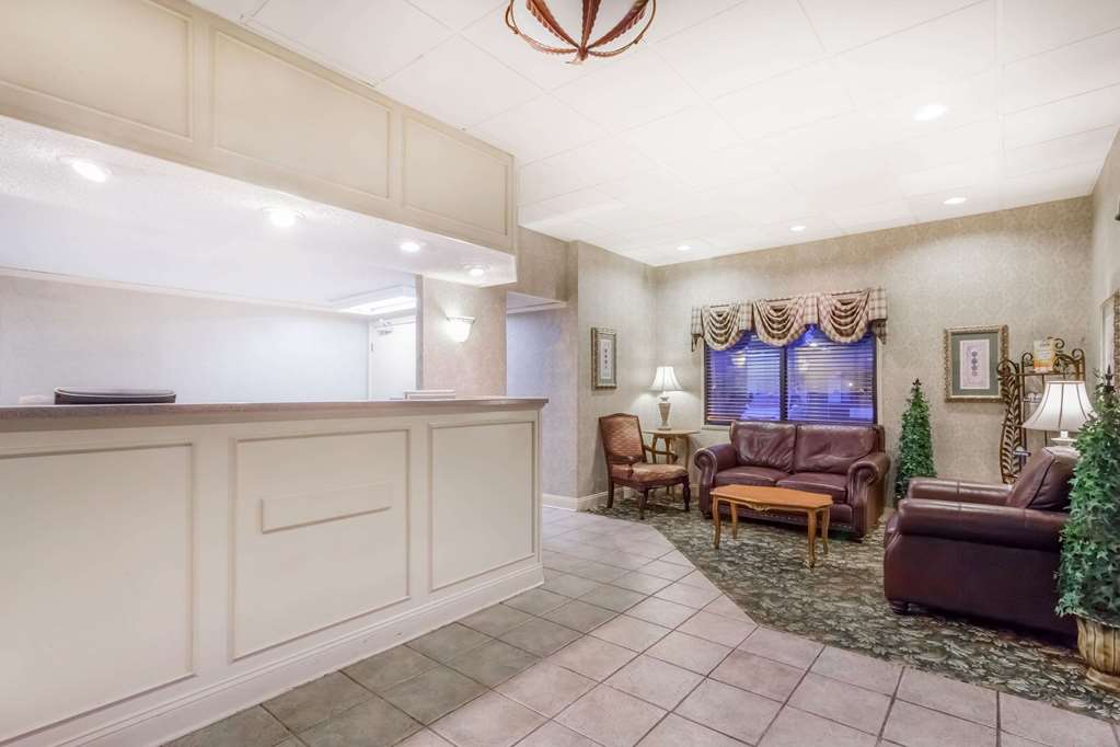 Days Inn by Wyndham Dover Downtown - photo 4