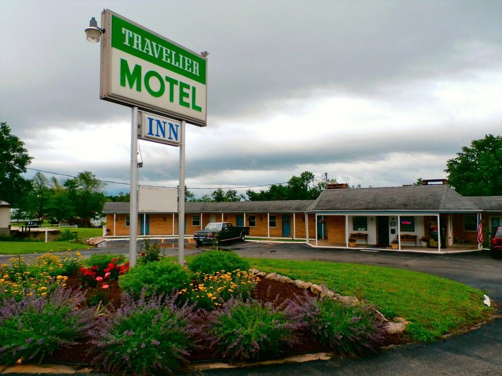 Travelier Motel in Fulton, United States