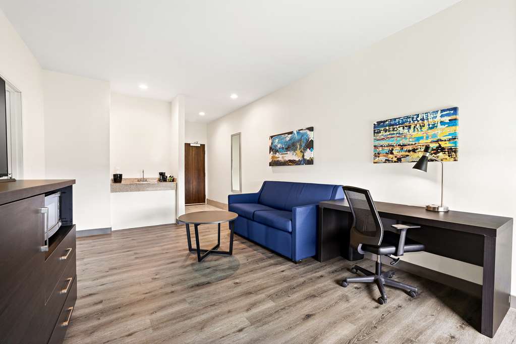 Best Western Iowa Lake Charles East - photo 20