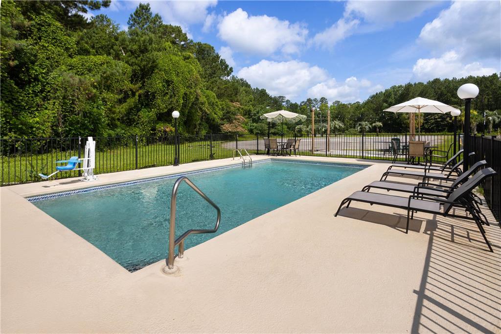 Days Inn by Wyndham Hardeeville Near Hilton Head - photo 8