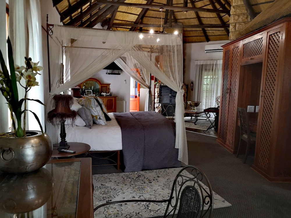 Cranberry Cottage — 4-Star Luxury Hotel in Ladybrand, South Africa