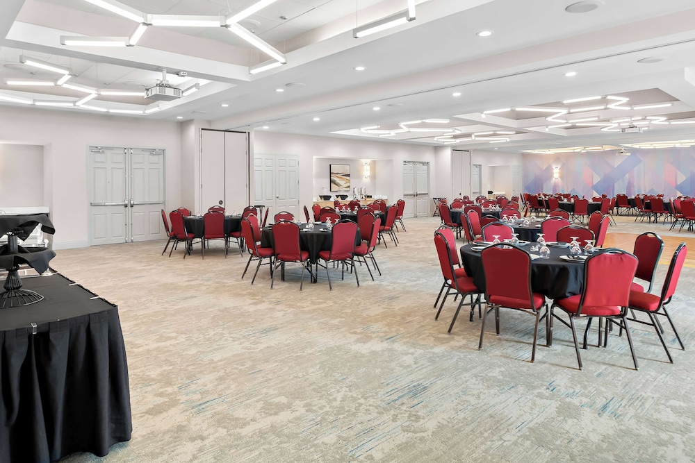 Hilton Garden Inn Lexington Georgetown - photo 51
