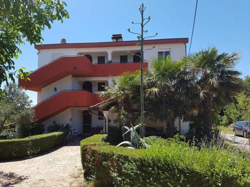 Haus Aurora — 4-Star Luxury Hotel in Liznjan, Croatia