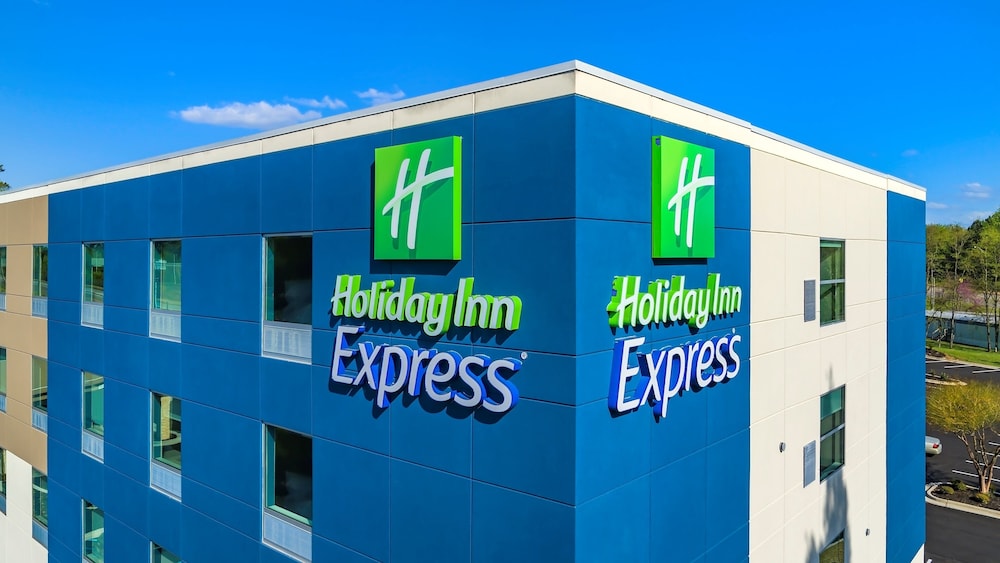 Holiday Inn Express Huntsville Space Center by IHG - photo 42