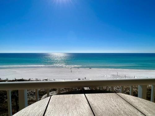 Gorgeous Dolphin Delight 616 Penthouse Free Activities Included — 4-Star Luxury Hotel in Fort Walton Beach, United States
