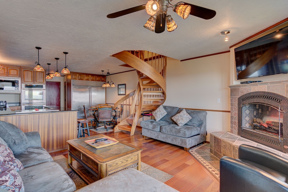 Inn at Otter Crest - photo 50