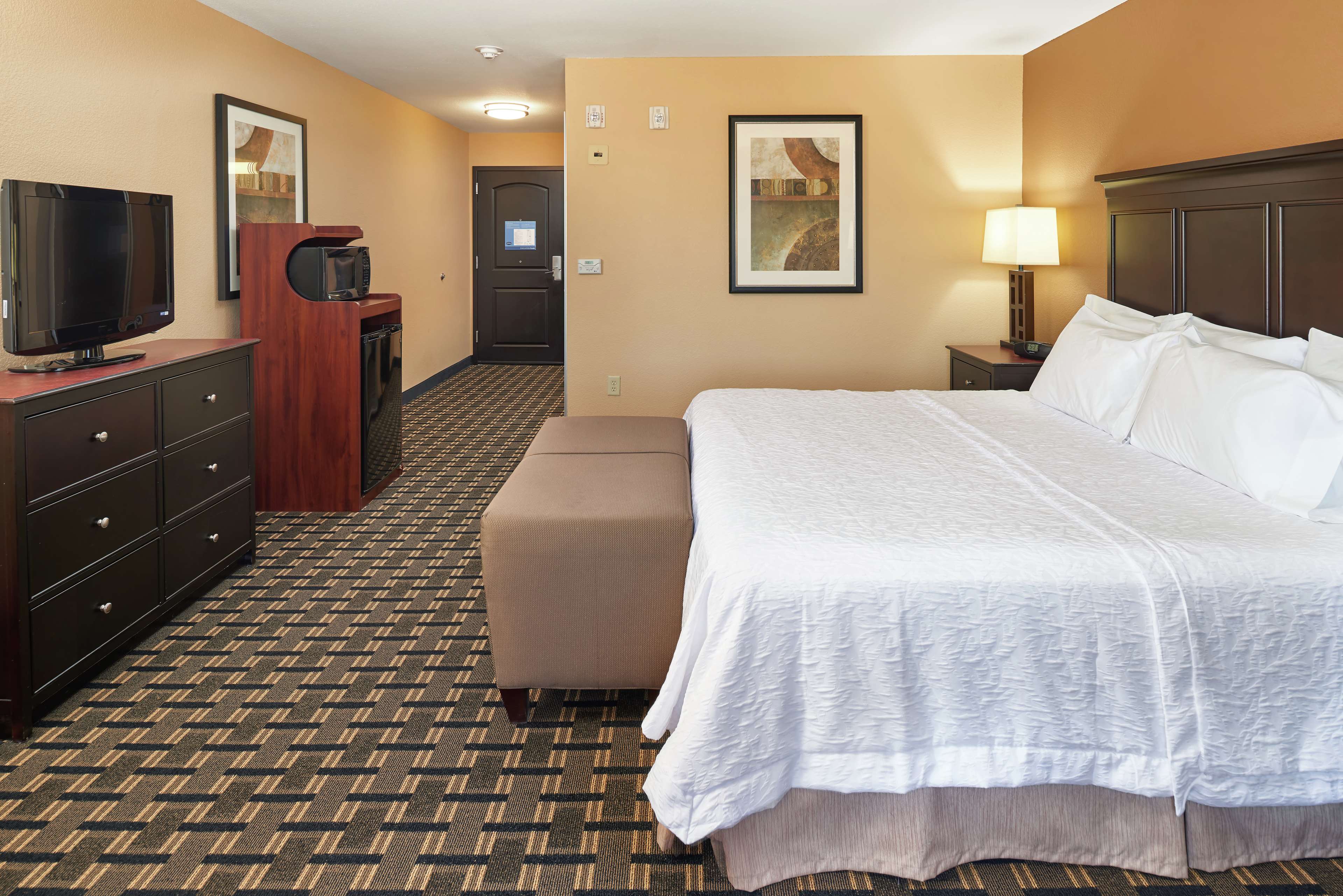 Hampton Inn Sweetwater - photo 15