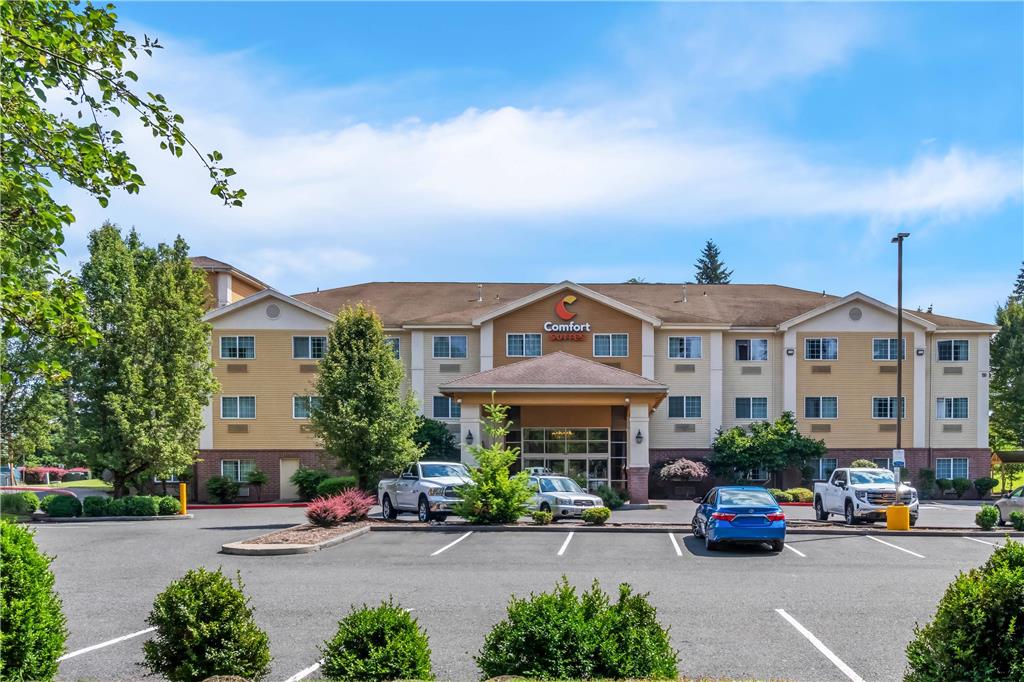 Comfort Suites Clackamas - photo 6