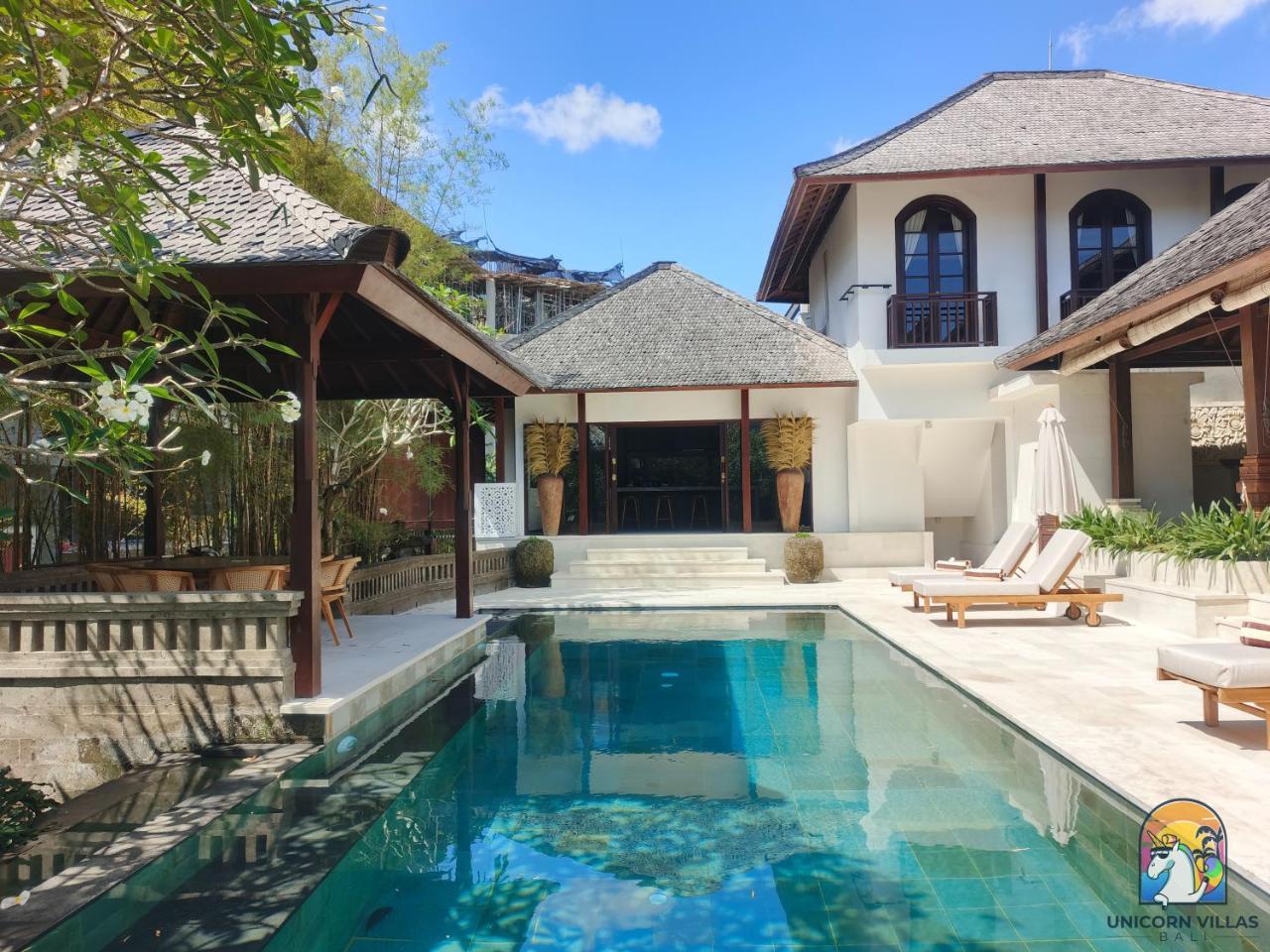 The Aarya by Unicorn Villas Bali — 4-Star Luxury Hotel in Canggu, Indonesia