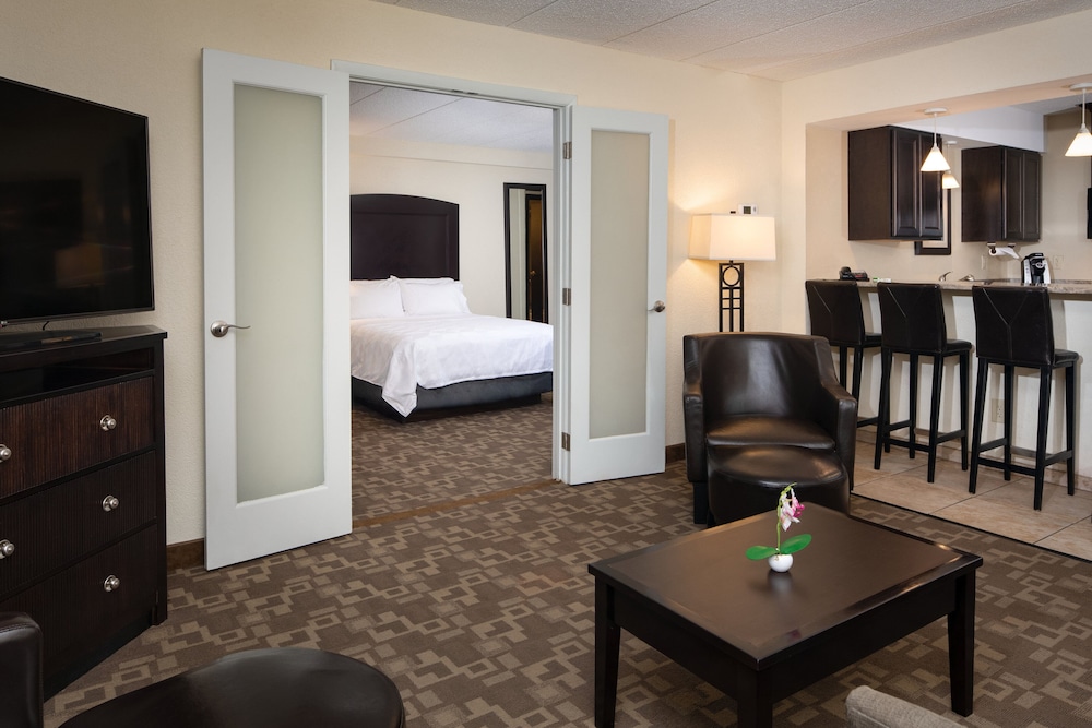 Holiday Inn Hotel & Suites Charleston West by IHG - photo 14