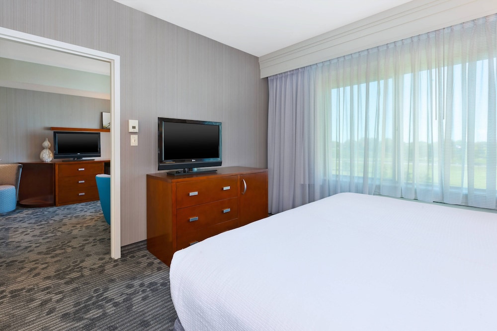 Courtyard by Marriott Omaha La Vista - photo 19
