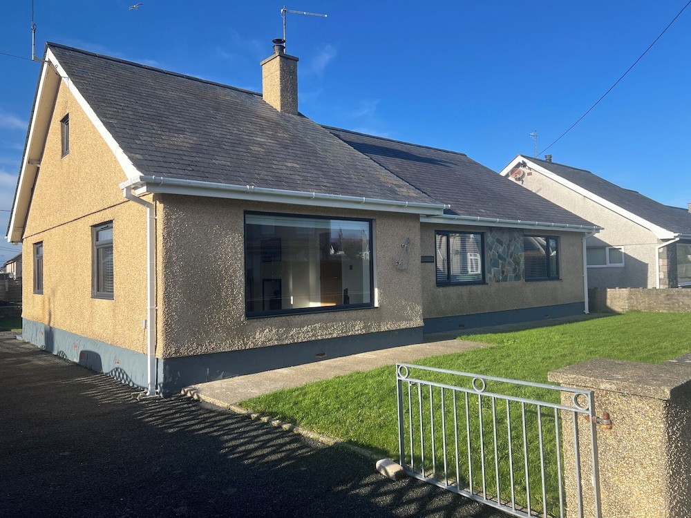 Morannedd - carbon neutral hotel in Pwllheli