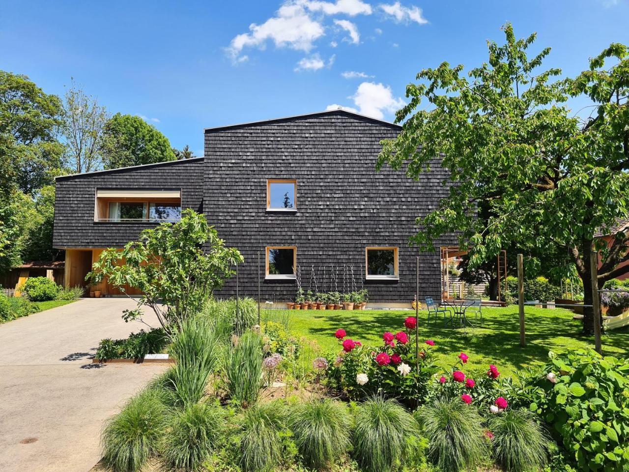 Bodensee Ferienwohnung Am Ruggbach Lochau bei Bregenz — 4-Star Luxury Hotel in Bregenz, Austria