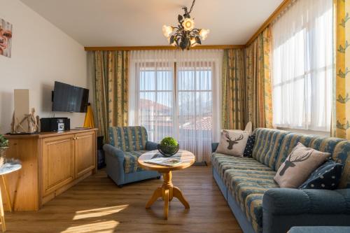 Residenz Sonnenhang I — 4-Star Luxury Hotel in Fuessen, Germany