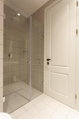 2BR luxury apartment with 2 Balconies in historic Tbilisi