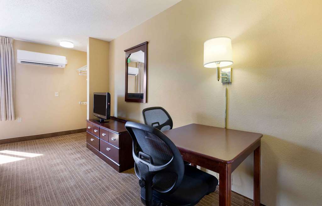 Extended Stay America Suites Washington DC Landover - photo 28