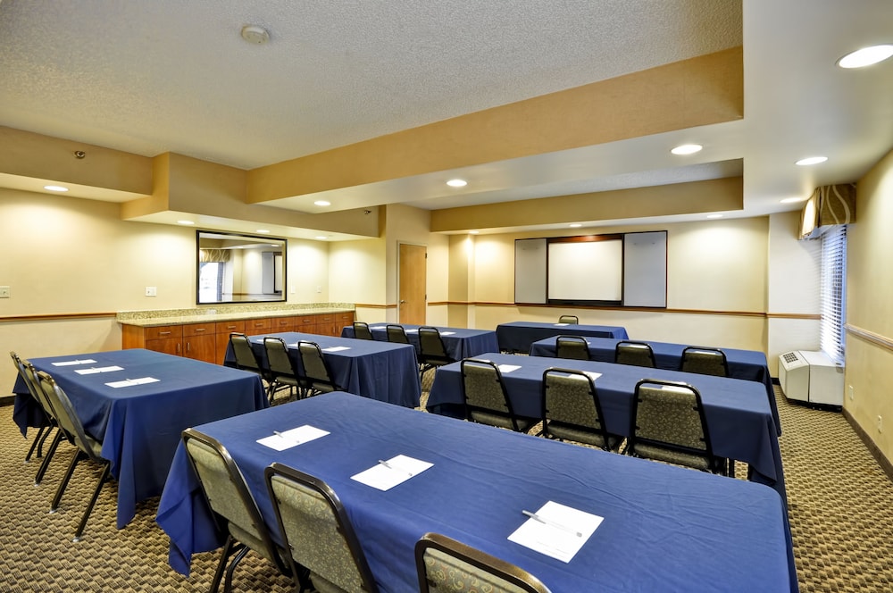 Hampton Inn Austin North @ I 35 & Hwy 183 - photo 28