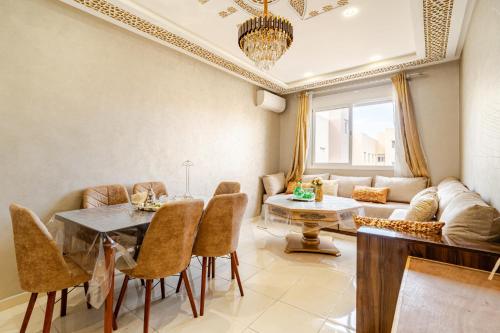Luxury Appartement Near Gueliz Voyageurs — 4-Star Luxury Hotel in Marrakesh, Morocco