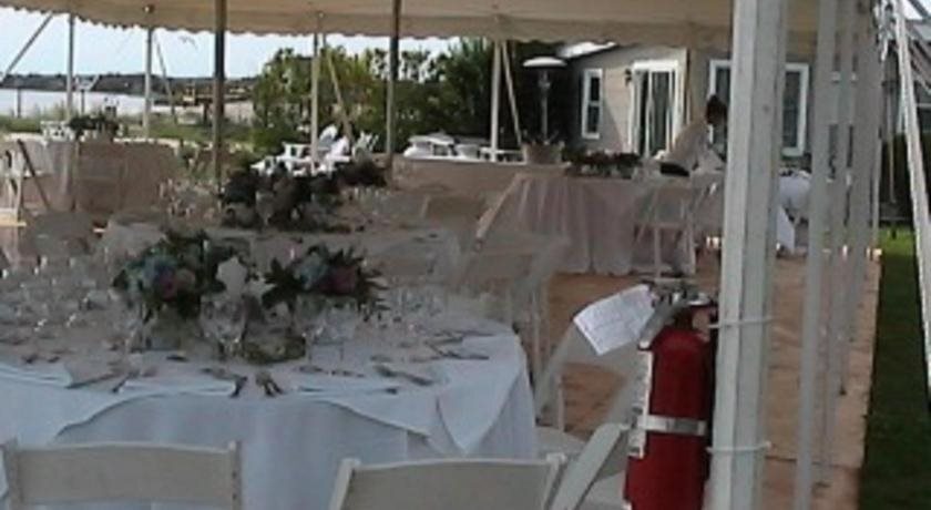 The Inn Spot - photo 16