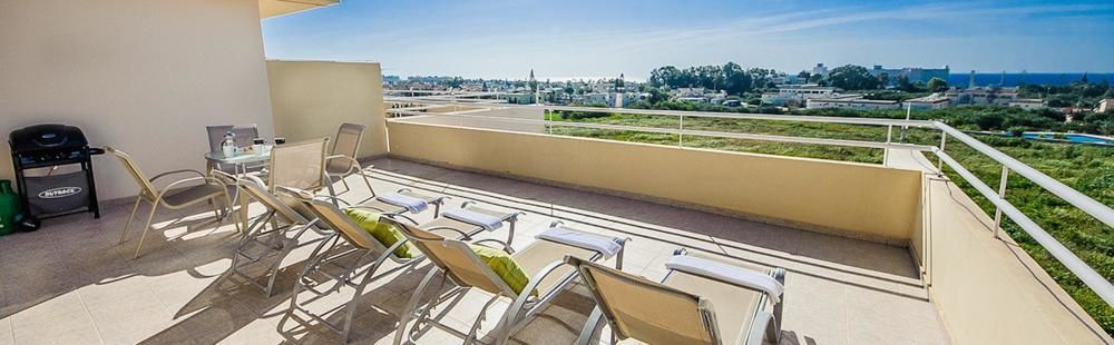 Oceanview Luxury Apartment 064