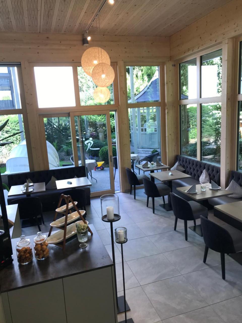 Hotel Villa Rosengarten GmbH — Uberlingen — photo 4