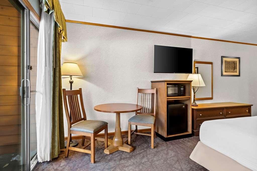 Best Western Adirondack Inn - photo 20