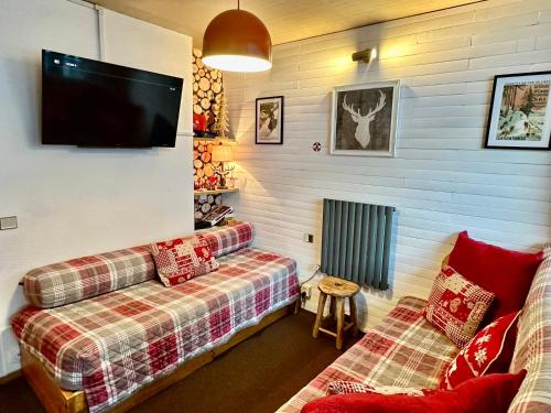 Slopeside la Plagne Bellecote - carbon neutral hotel in Unknown City