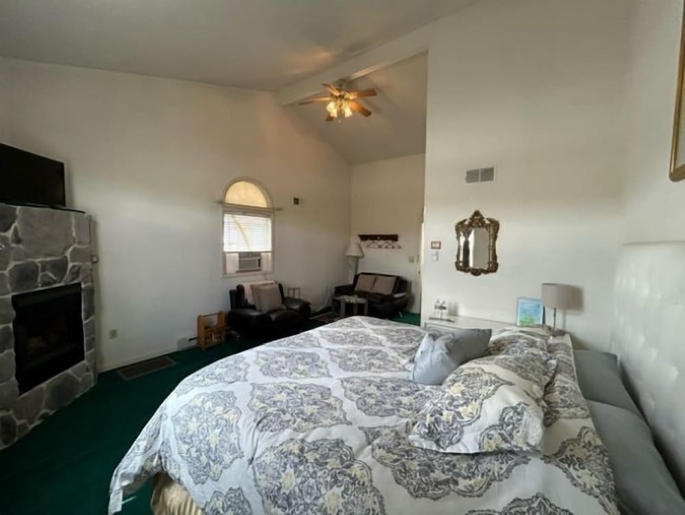 Maria's Garden and Inn - photo 13