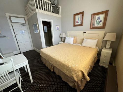 Steam Train Hotel - photo 19